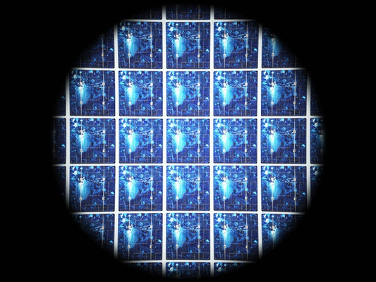 Rivals team up on solar cell project