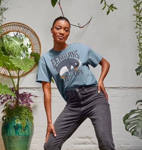 Penguins Hate Push-Ups Women's Boxy Tee
